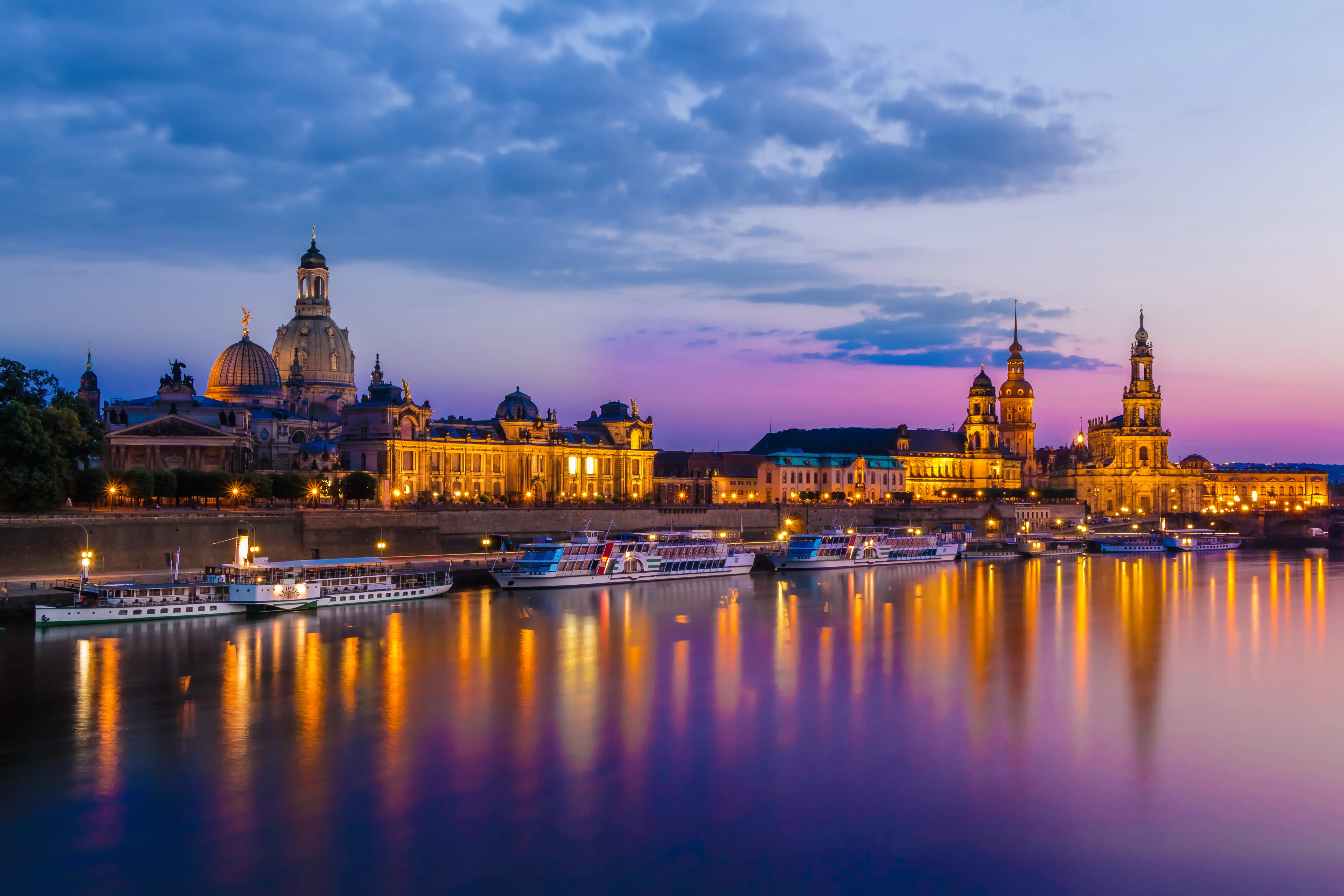 dresden altstadt panorama silhouette